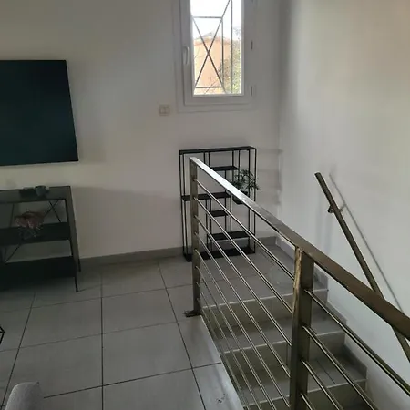 Apartment Avec Exterieur